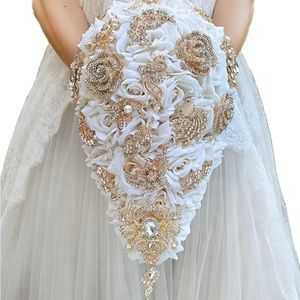 All white bridal Bouquet